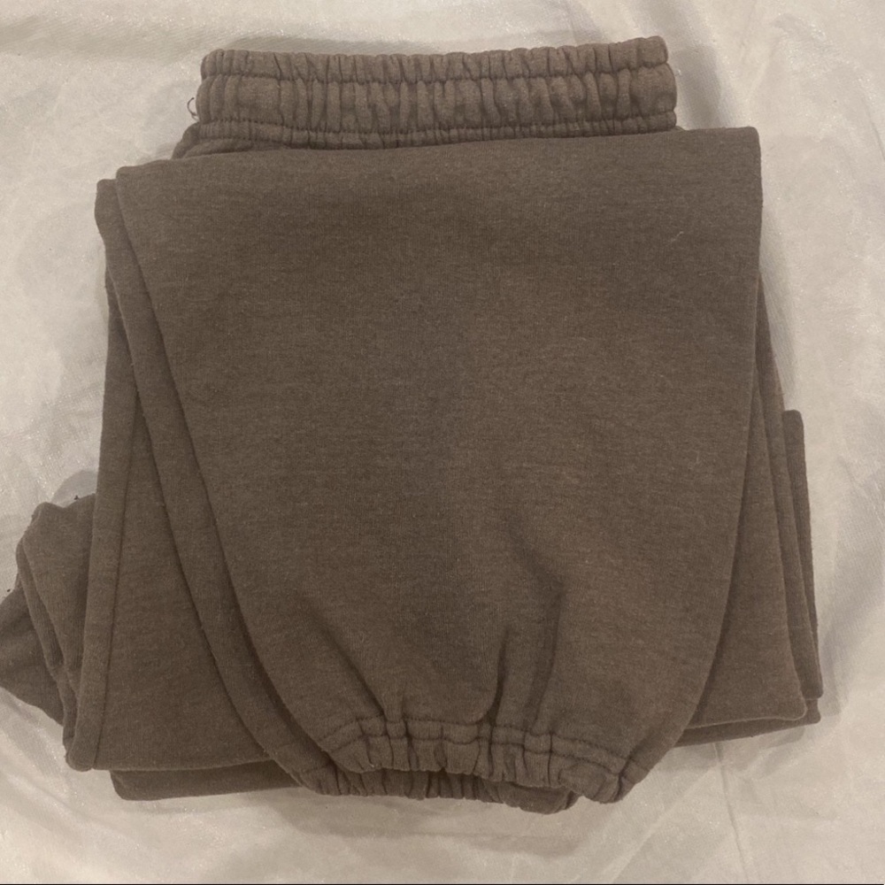 L/XL Drawstring Sweatpants